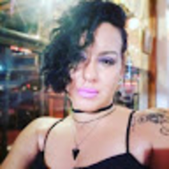 Meet your Posher, Josefina - Picture 1 of 1